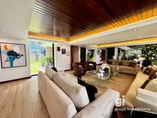 Casa exclusiva en alquiler en zona 10 – Ideal para embajada, family office u oficina privada de alto nivel — Casa en Alquiler en Zona 10, Guatemala, Ciudad — miniatura 12 de 16