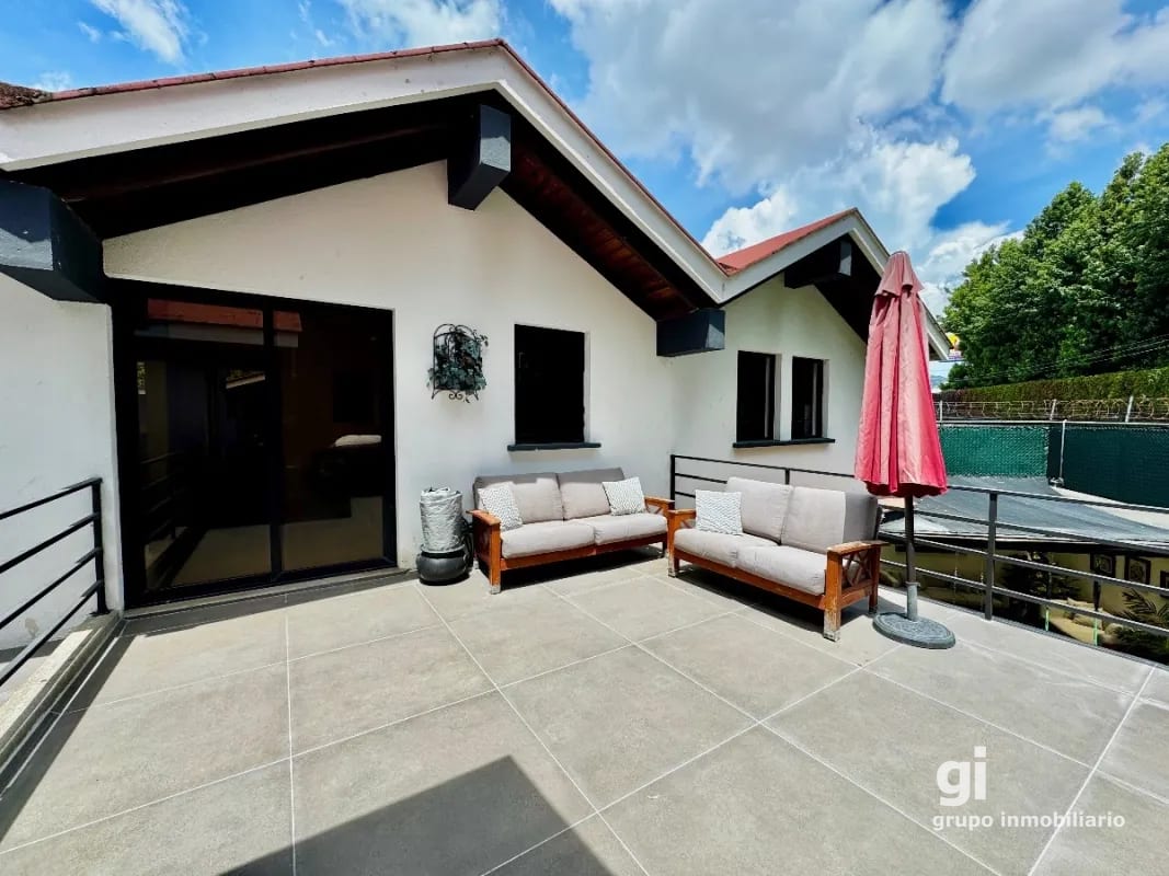 Casa exclusiva en alquiler en zona 10 – Ideal para embajada, family office u oficina privada de alto nivel — Casa en Alquiler en Zona 10, Guatemala, Ciudad — foto 6 de 16