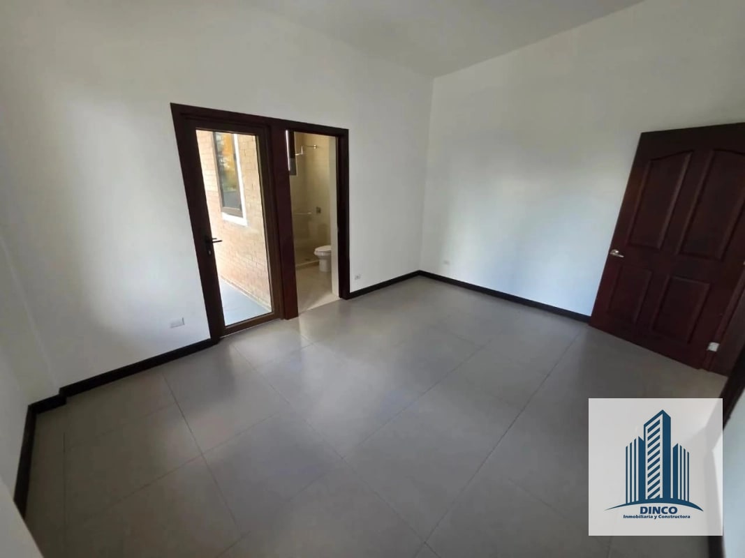 Vendo Casa en VHII Zona 15 - 4