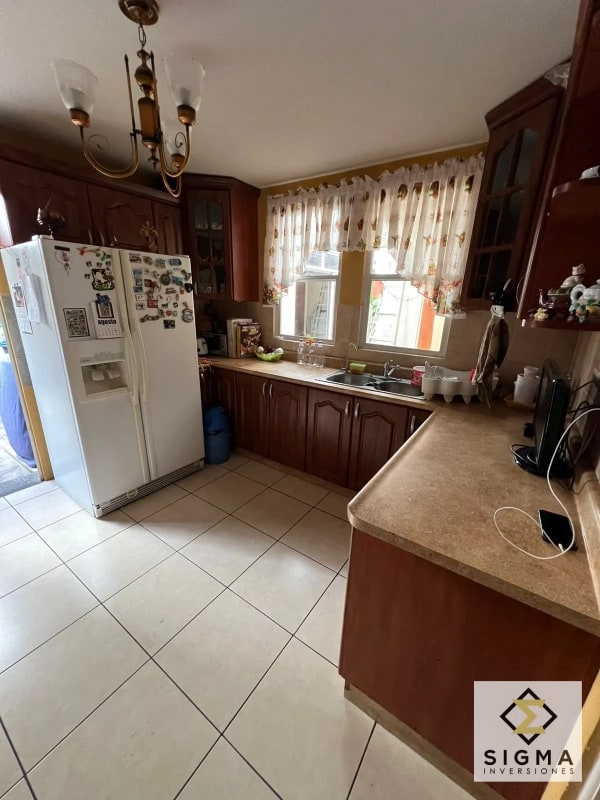 EN VENTA: Casa Tipo Solana en Condado Naranjo, 4 habitaciones - 8