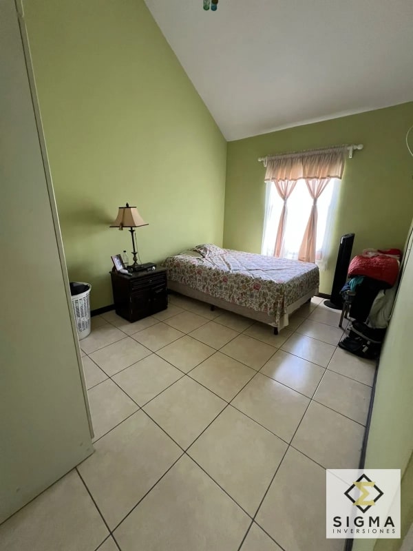 EN VENTA: Casa Tipo Solana en Condado Naranjo, 4 habitaciones - 6
