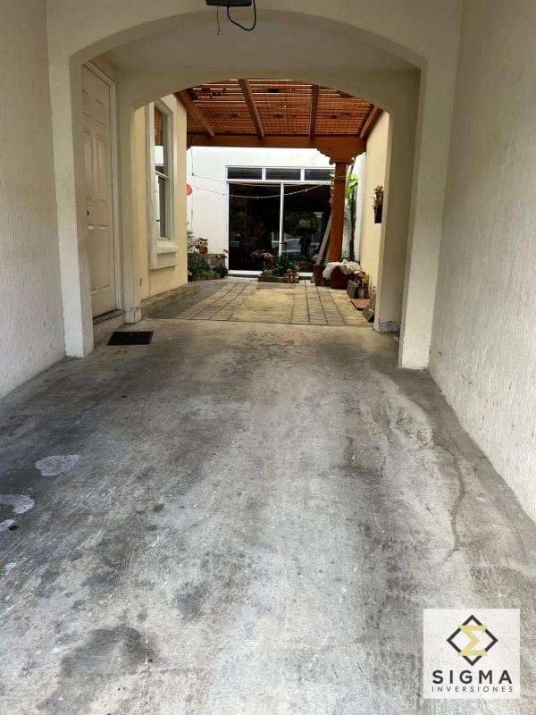 EN VENTA: Casa Tipo Solana en Condado Naranjo, 4 habitaciones - 4
