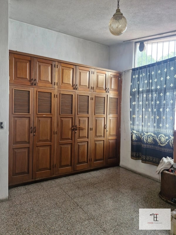 Vendo Casa en zona 13 Aurora 2 - 3