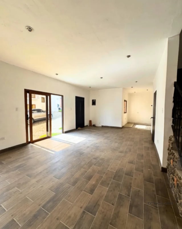 CASAS EN VENTA EN ANTIGUA SAN PEDRO LAS HUERTAS - 3