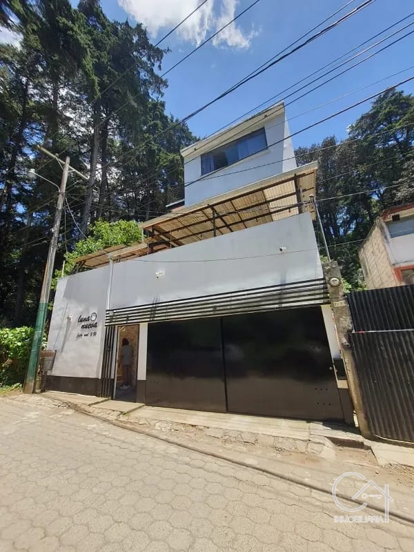 Casa en Venta y/o Renta ZORZOYA, San Lucas Sacatepequez — Casa en Venta en San Lucas Sacatepéquez, Sacatepéquez — foto 1 de 10