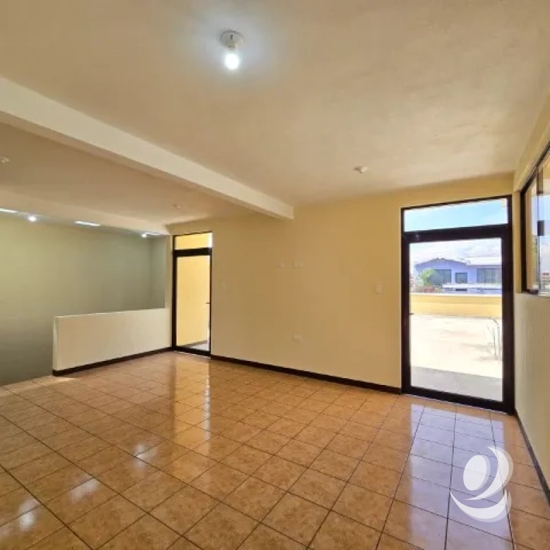 Casa en Venta Pinares de San Cristóbal, Zona 8 de Mixco - 7
