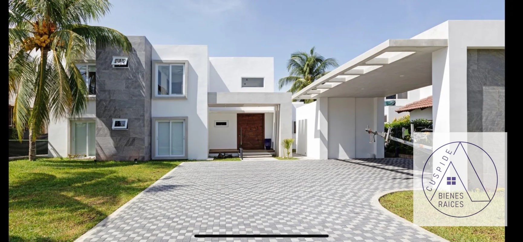 Se vende casa o Chalet en Juan Gaviota de Lujo Puerto de San José Escuintla. - 1