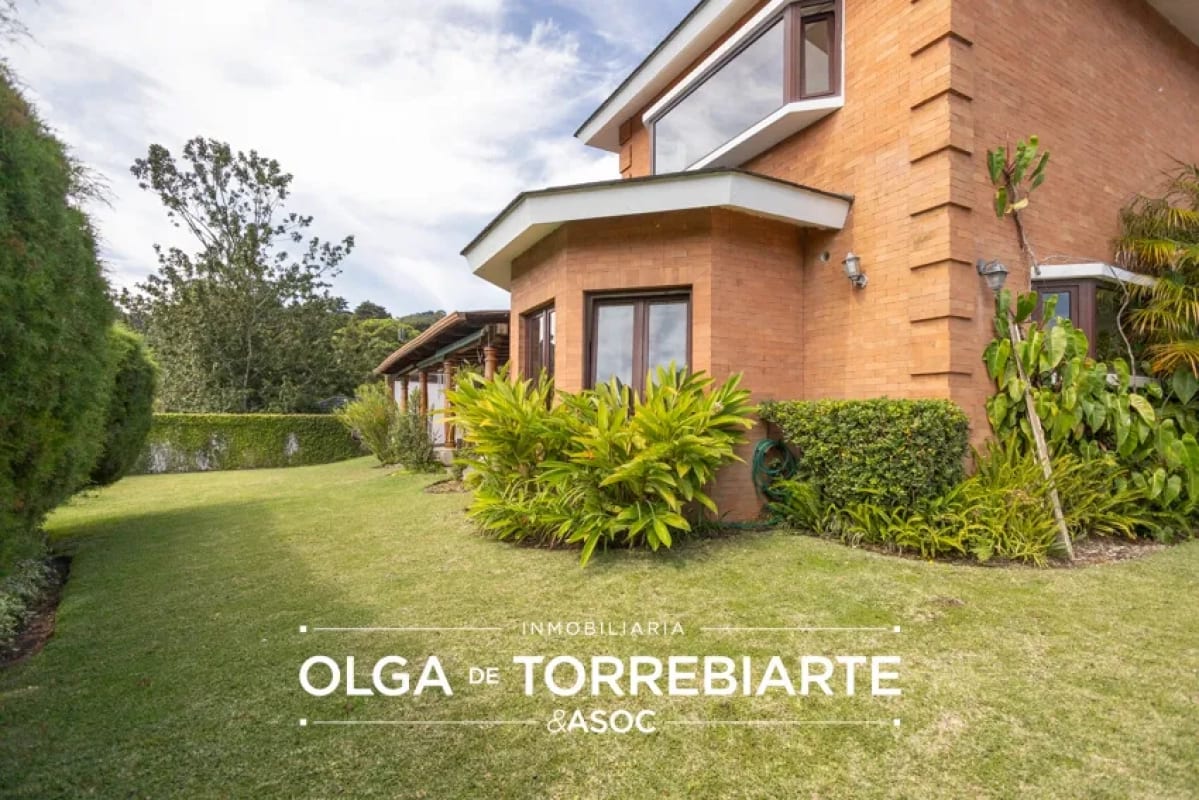 Casa en venta Condominio Encinos de Muxbal — Casa en Venta en Muxbal, Guatemala, Ciudad — foto 4 de 17