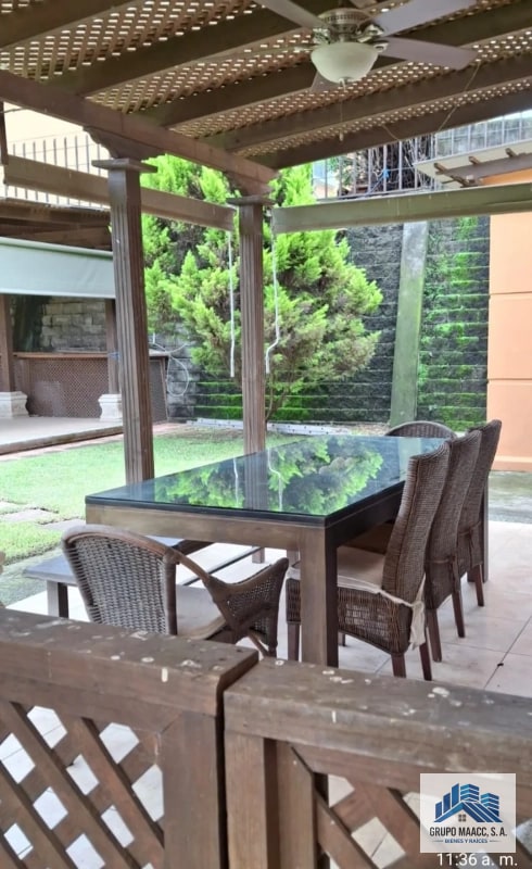 VENTA HERMOSA CASA SAN MARTÍN DR ALLENDE - 12