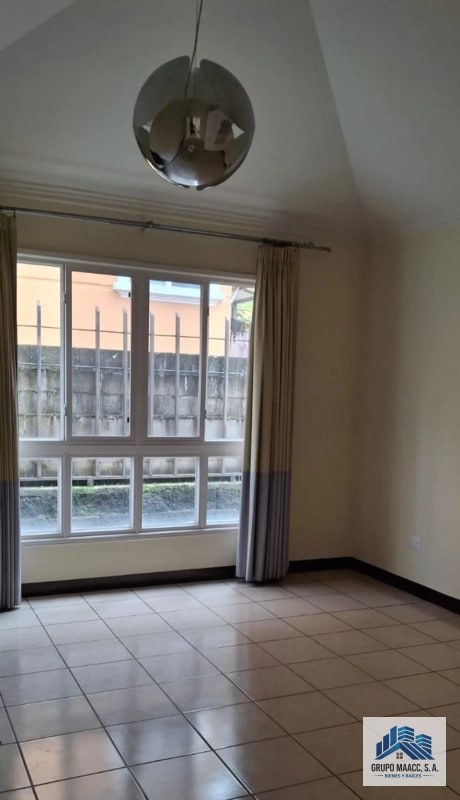 VENTA HERMOSA CASA SAN MARTÍN DR ALLENDE - 5