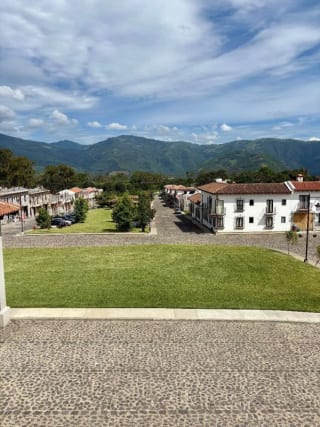 Casas Exclusivas con Vista a los Volcanes, Club Residencial Los Franciscanos — Casa en Venta en Ciudad Vieja, Sacatepéquez — miniatura 2 de 2