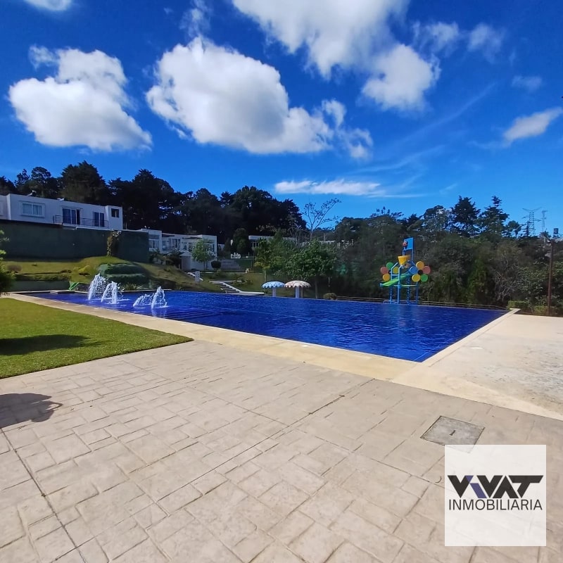 Linda casa en venta en Condominio La Reserva Km 26.5 carretera a el Salvador Villa Canales 📍 - 4