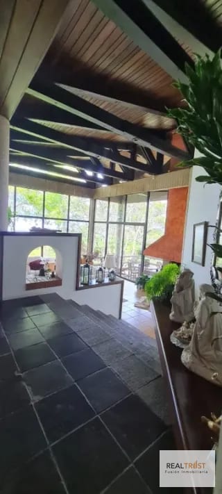VENDO PRECIOSA PROPIEDAD  EN BELLAS LUCES SANTA CATARINA PINULA — Casa en Venta en Santa Catarina Pinula, Guatemala, Ciudad — miniatura 9 de 10