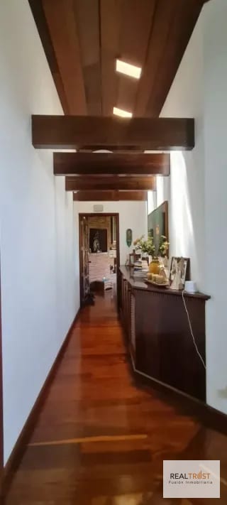 VENDO PRECIOSA PROPIEDAD  EN BELLAS LUCES SANTA CATARINA PINULA — Casa en Venta en Santa Catarina Pinula, Guatemala, Ciudad — miniatura 2 de 10