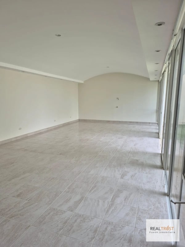 VENDO CASA EN PORTAL DEL BOSQUE KM. 22 CARRETERA AL SALVADOR - 16