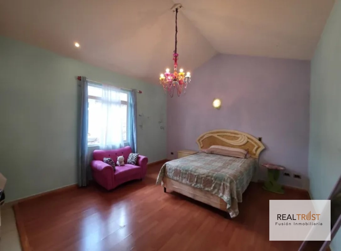 km 26 Carretera a El Salvador casa en venta moderna - 4