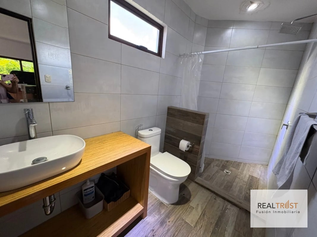 Casa en Venta Oakland zona 10 - 10