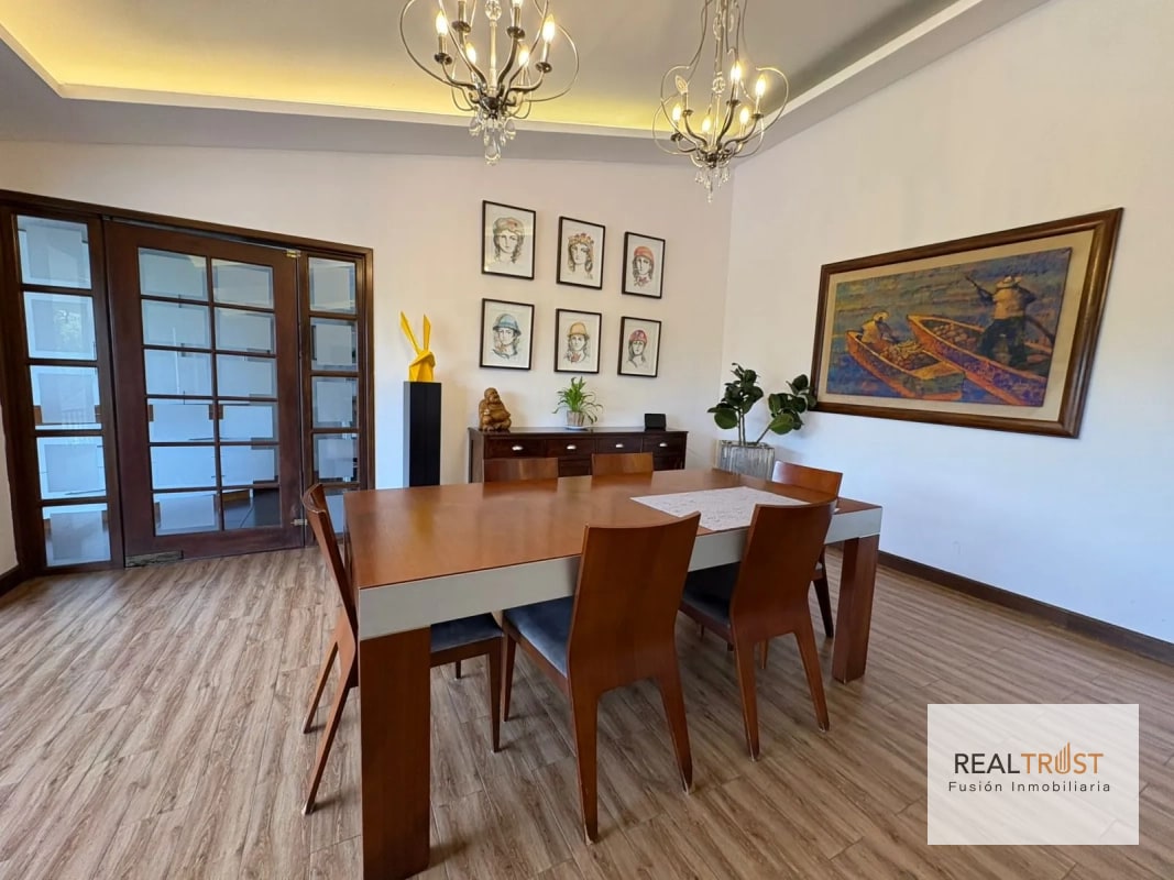 Casa en Venta Oakland zona 10 - 6