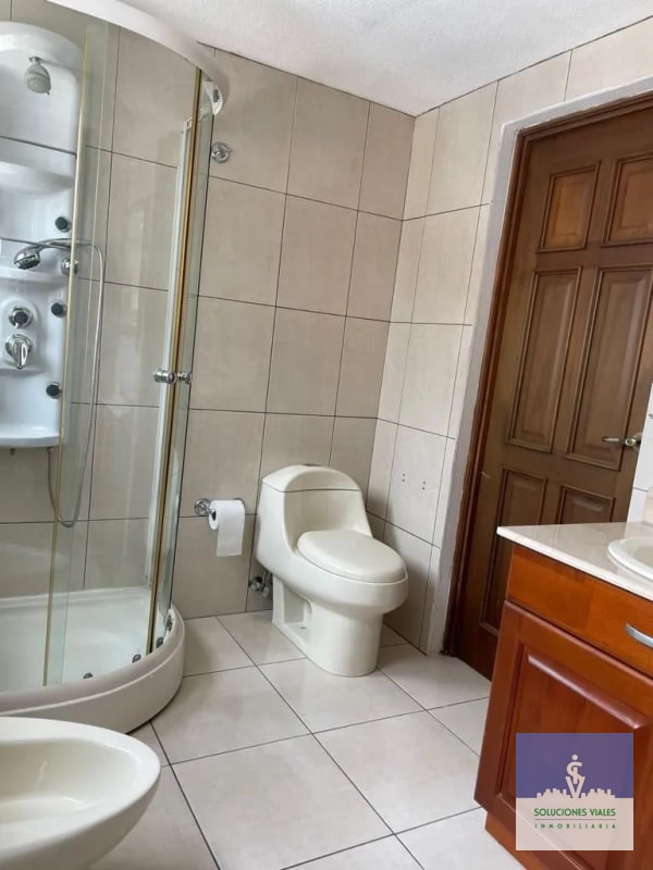 VENDO CASA CON APARTAMENTO EN COLINAS DE ANDALUCIA Km.16.5 - 10