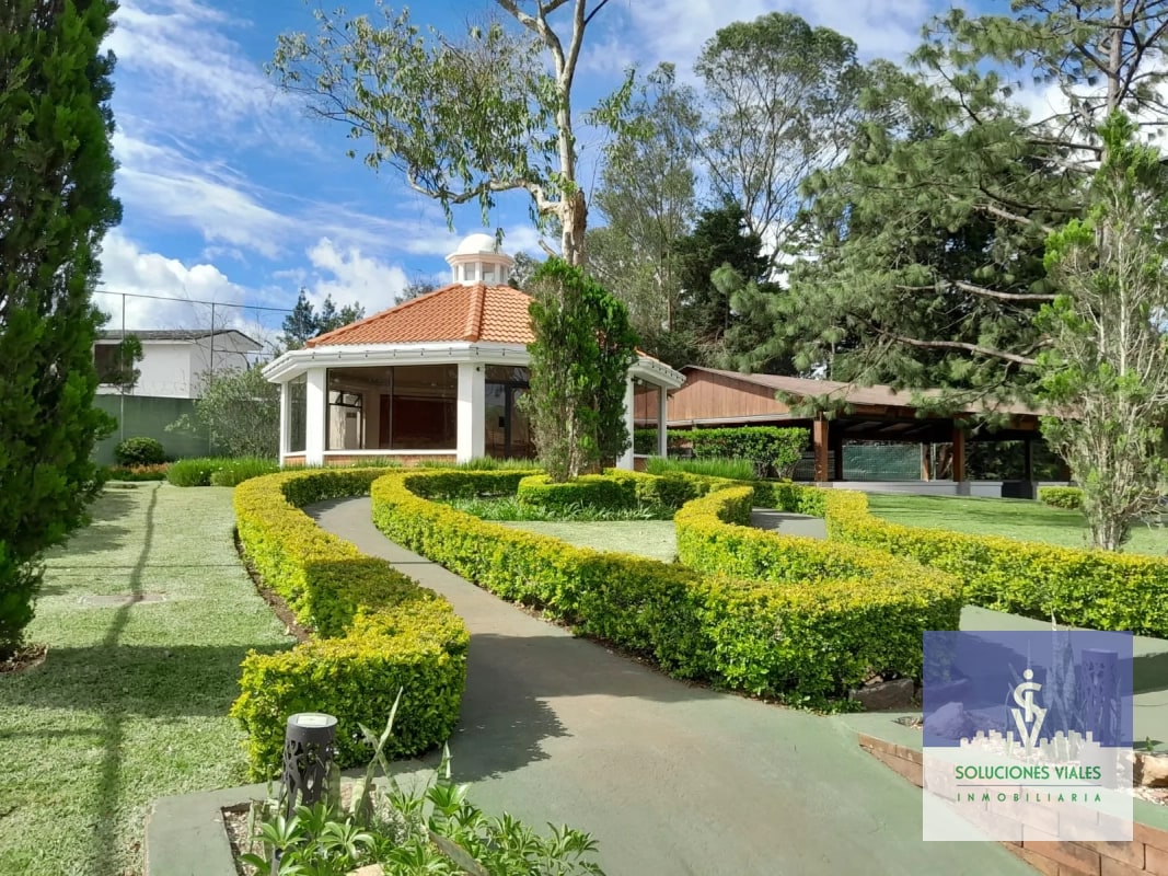 VENDO CASA CON APARTAMENTO EN COLINAS DE ANDALUCIA Km.16.5 - 2