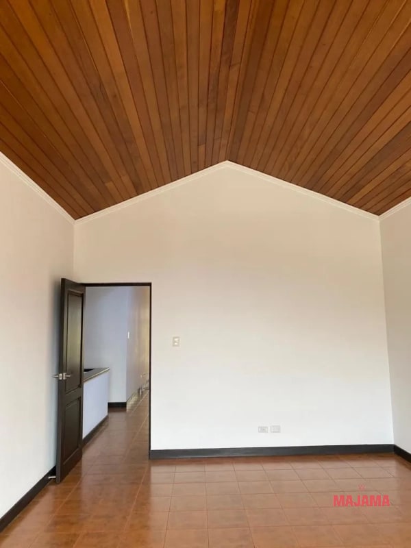 CASA EN VENTA CARRETERA AL SALVADOR, CODIGO 28_CV04 - 7
