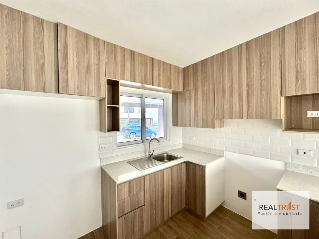 Linda casa en venta para estrenar en Bosques de Santa Elena. - 14