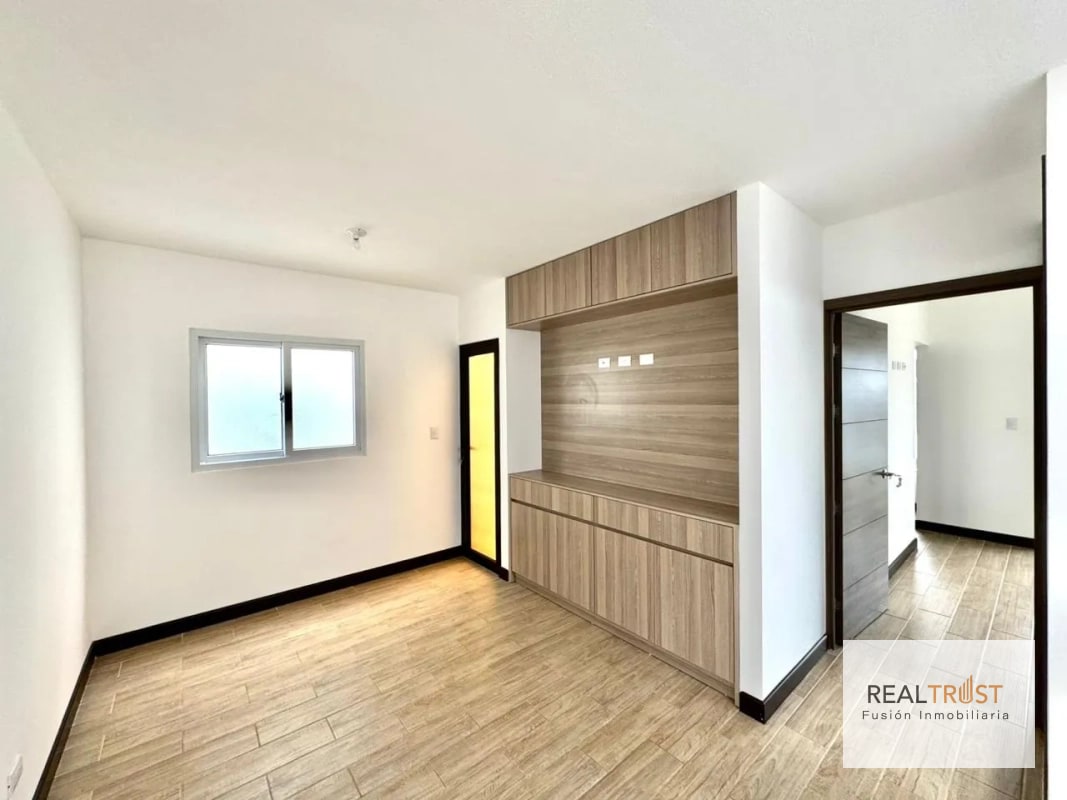 Linda casa en venta para estrenar en Bosques de Santa Elena. - 13
