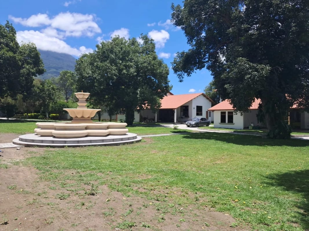 Alquiler de linda casa en Antigua Guatemala — Casa en Alquiler en San Pedro Las Huertas, Antigua, Guatemala, Ciudad — foto 16 de 17