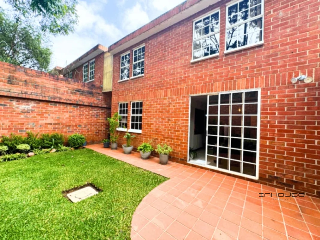 CASA EN VENTA EN KM 19 CARRETERA A EL SALVADOR - 2