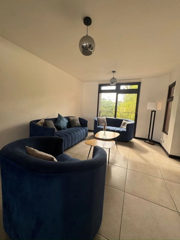 VENTA  CASA MÉRIDA CONDADO NARANJO 3 NIVELES — Casa en Venta en Condado Naranjo, Zona 4 Mixco, Guatemala, Ciudad — foto 7 de 9
