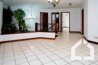 Amplia casa de 4 habitaciones en Residenciales San Miguel, km. 16.5 entrada a Olmeca — Casa en Venta en Carretera a El Salvador, Guatemala, Ciudad — miniatura 10 de 17