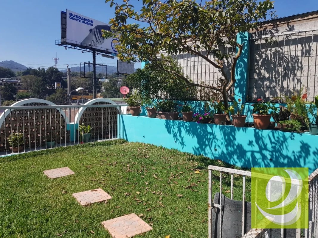 PROPIEDAD EN VENTA EN ZONA 2 DE MIXCO - 1