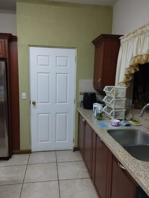 Venta de amplia y elegante casa en Terravista, Carretera a El Salvador — Casa en Venta en Terravista, Carretera a El Salvador, Guatemala, Ciudad — foto 4 de 14