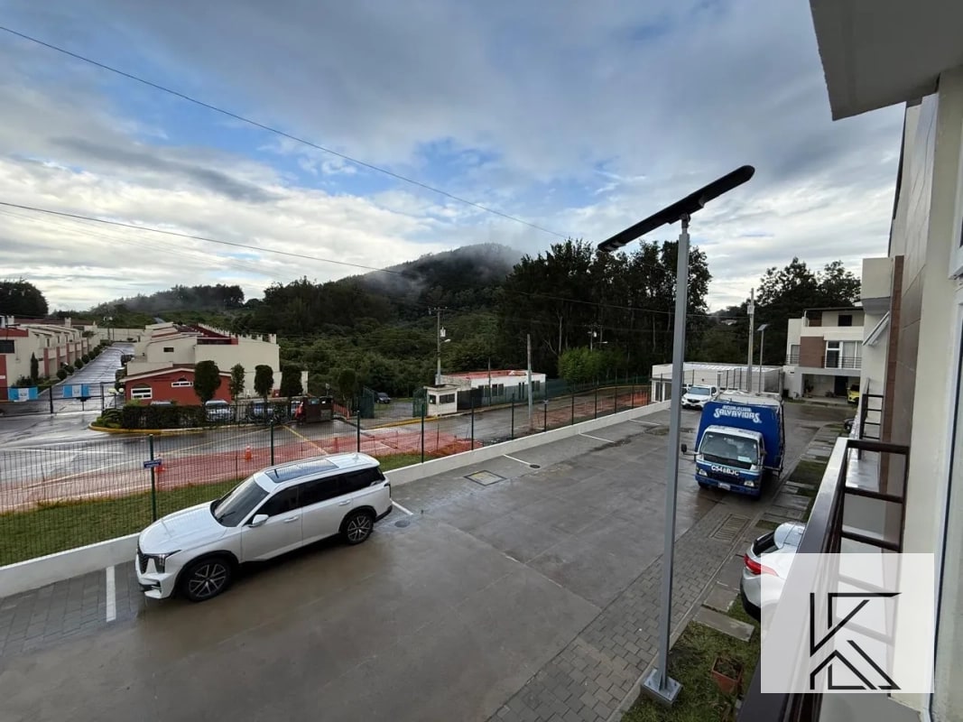 Casa en Venta en Proyecto los Pinabetes, Closter los Eucaliptos, Carretera al Salvador - 2