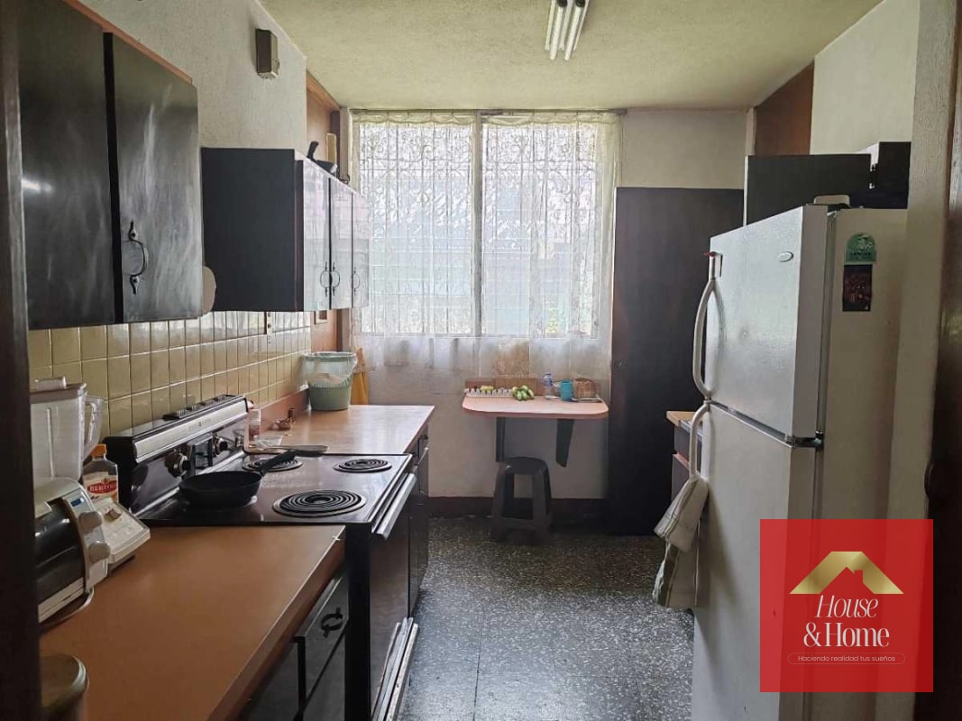 Casa en venta zona 15 de 4 habitaciones - 5