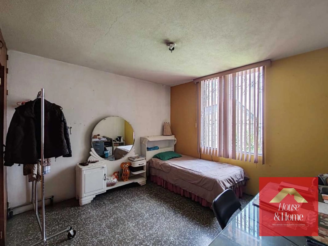 Casa en venta zona 15 de 4 habitaciones - 3