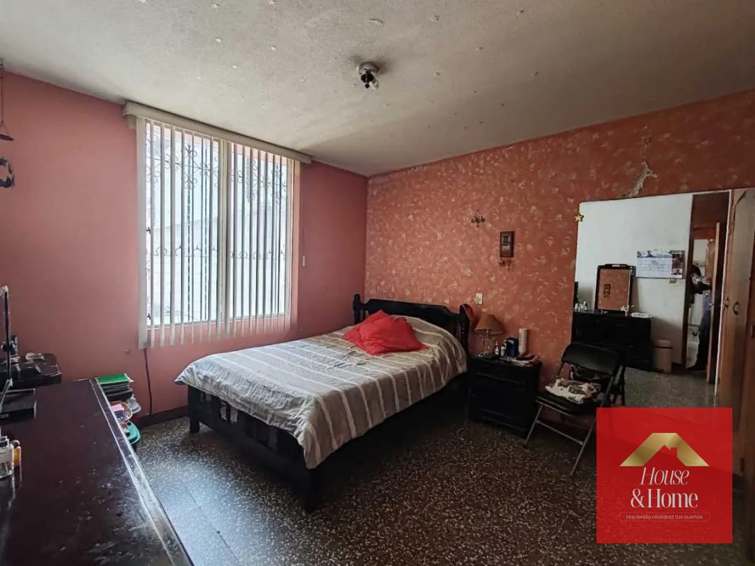 Casa en venta zona 15 de 4 habitaciones para remodelar — Casa en Venta en Zona 15, Guatemala, Ciudad — foto 2 de 11