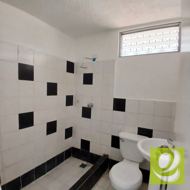 CASA EN VENTA EN PANORAMA SAN CRISTOBAL ZONA 8 MIXCO — Casa en Venta en Zona 8 Mixco, Guatemala, Ciudad — foto 8 de 15
