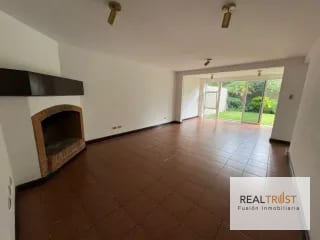 Casa en Renta Condominio Villas del Campo CAES. — Casa en Alquiler en Villas del Campo, Carretera a El Salvador, Guatemala, Ciudad — miniatura 1 de 12