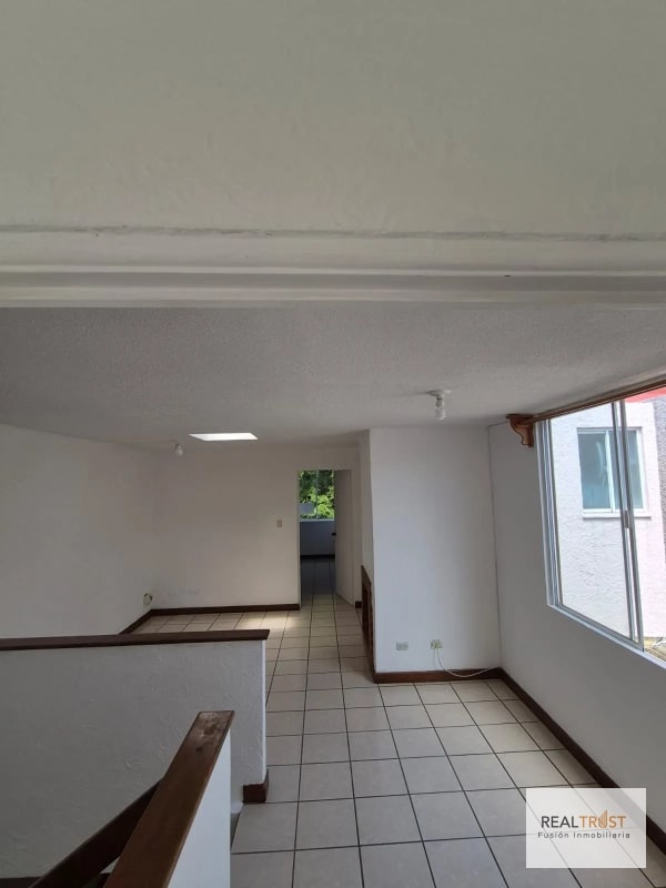 VENDO CASA EN PROVIDENCIA ENTRADA A SAN JOSÉ PINULA Km. 18.5 Carretera al Salvador - 11