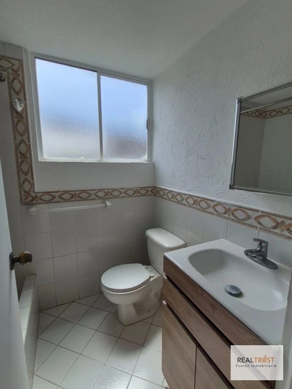 VENDO CASA EN PROVIDENCIA ENTRADA A SAN JOSÉ PINULA Km. 18.5 Carretera al Salvador - 4