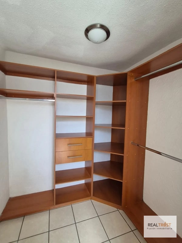 VENDO CASA EN PROVIDENCIA ENTRADA A SAN JOSÉ PINULA Km. 18.5 Carretera al Salvador - 3
