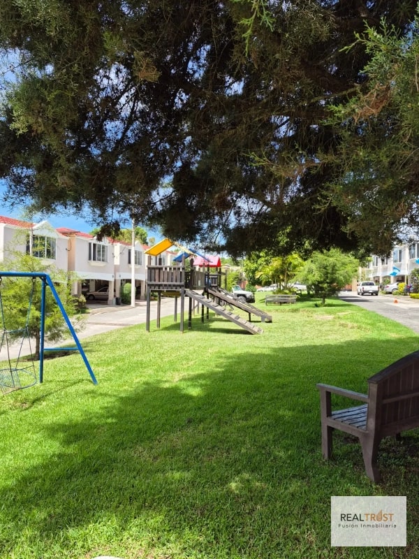 VENDO CASA EN PROVIDENCIA ENTRADA A SAN JOSÉ PINULA Km. 18.5 Carretera al Salvador - 2