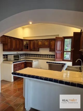 CASA EN VENTA ANTIGUA GUATEMALA  1 NIVEL CON TERRAZA — Casa en Venta en Antigua, Sacatepéquez — miniatura 1 de 13