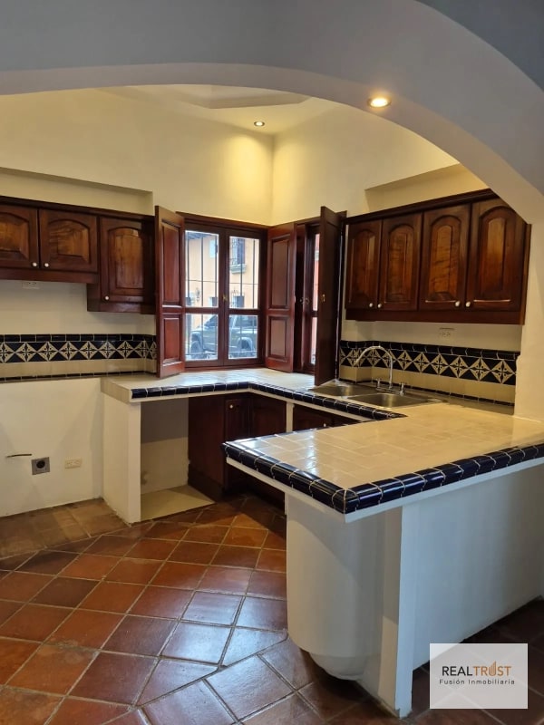 CASA EN VENTA ANTIGUA GUATEMALA  1 NIVEL CON TERRAZA - 3