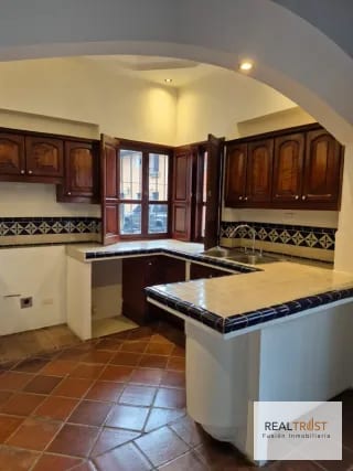 CASA EN VENTA ANTIGUA GUATEMALA  1 NIVEL CON TERRAZA — Casa en Venta en Antigua, Sacatepéquez — miniatura 3 de 13