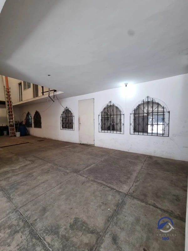 Casa en venta al final de la Avenida Petapa, zona 12 - 16