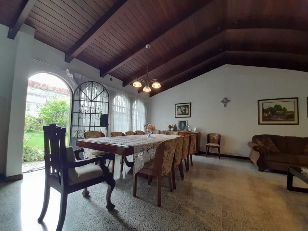 Vendo casa de 1 nivel en San Cristóbal!!!!! — Casa en Venta en Zona 8 Mixco, Guatemala, Ciudad — foto 16 de 16