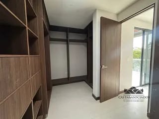 CASA EN VENTA SANTA CATARINA PINULA — Casa en Venta en Santa Catarina Pinula, Guatemala, Ciudad — miniatura 13 de 16
