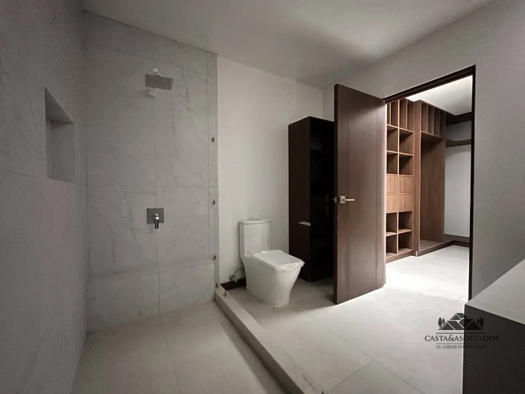 CASA EN VENTA SANTA CATARINA PINULA - 12